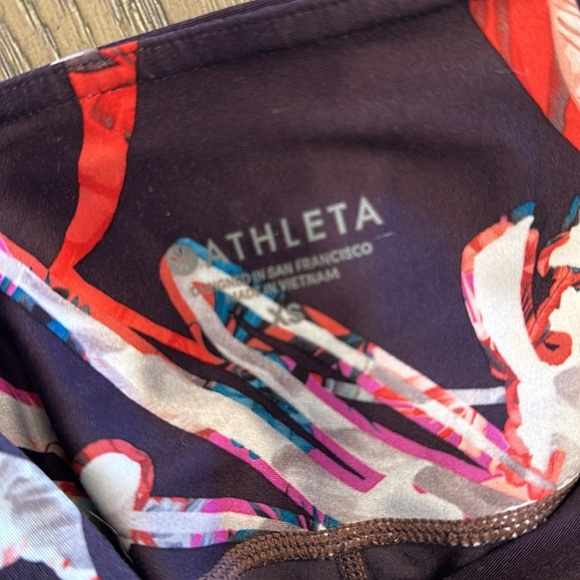 Athleta Piha Lotus Purple Floral Leggings - Picture 4 of 4